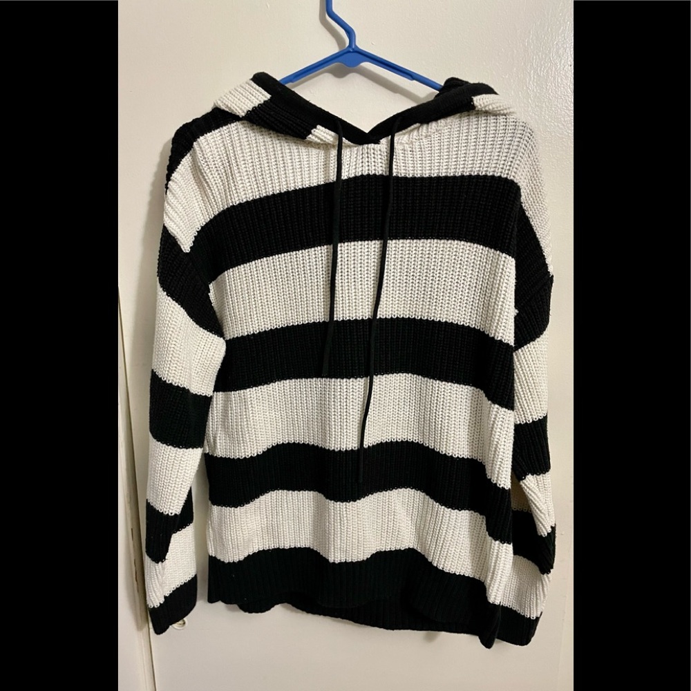 XL Black & Ivory Striped Style & Co Hooded Sweater